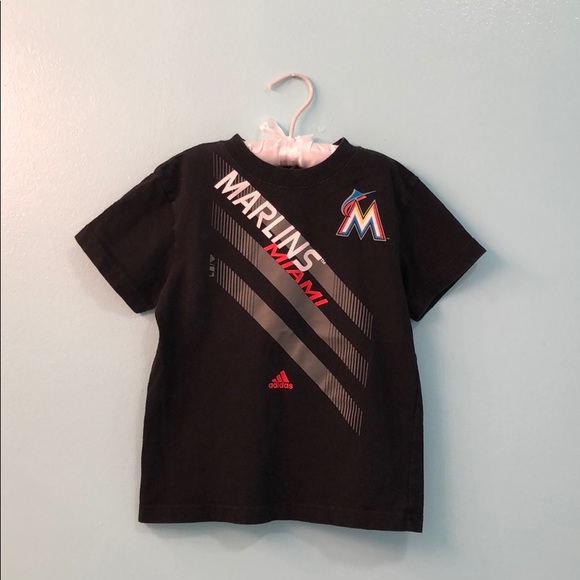 5-6 adidas t-shirt 5-6 adidas t-shirt